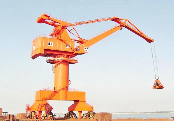 安徽黄山起重机厂家四连杆门座吊工作级别一般是A几